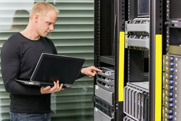 man conducts network monitoring