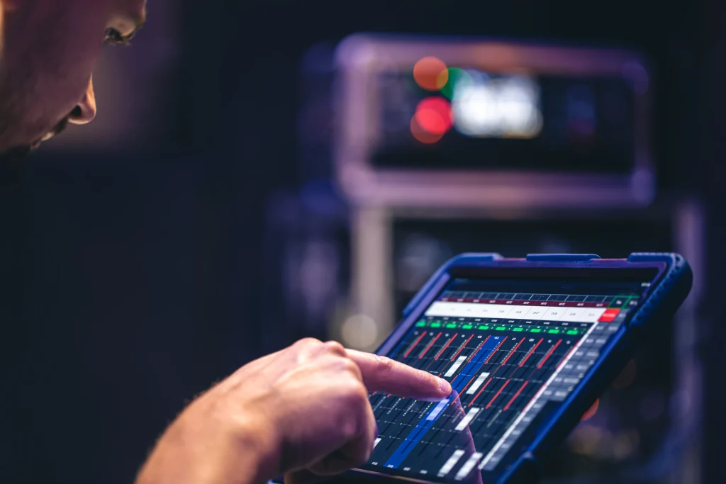 Controlling Period Expenses to Protect Your Profit Margins